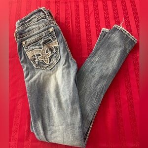 Women’s Rock and revival